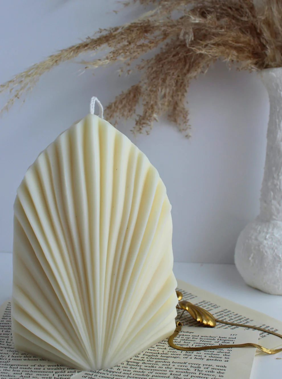 Palm leaf candle