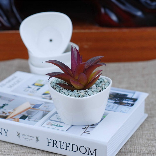 Ceramic plant pot
