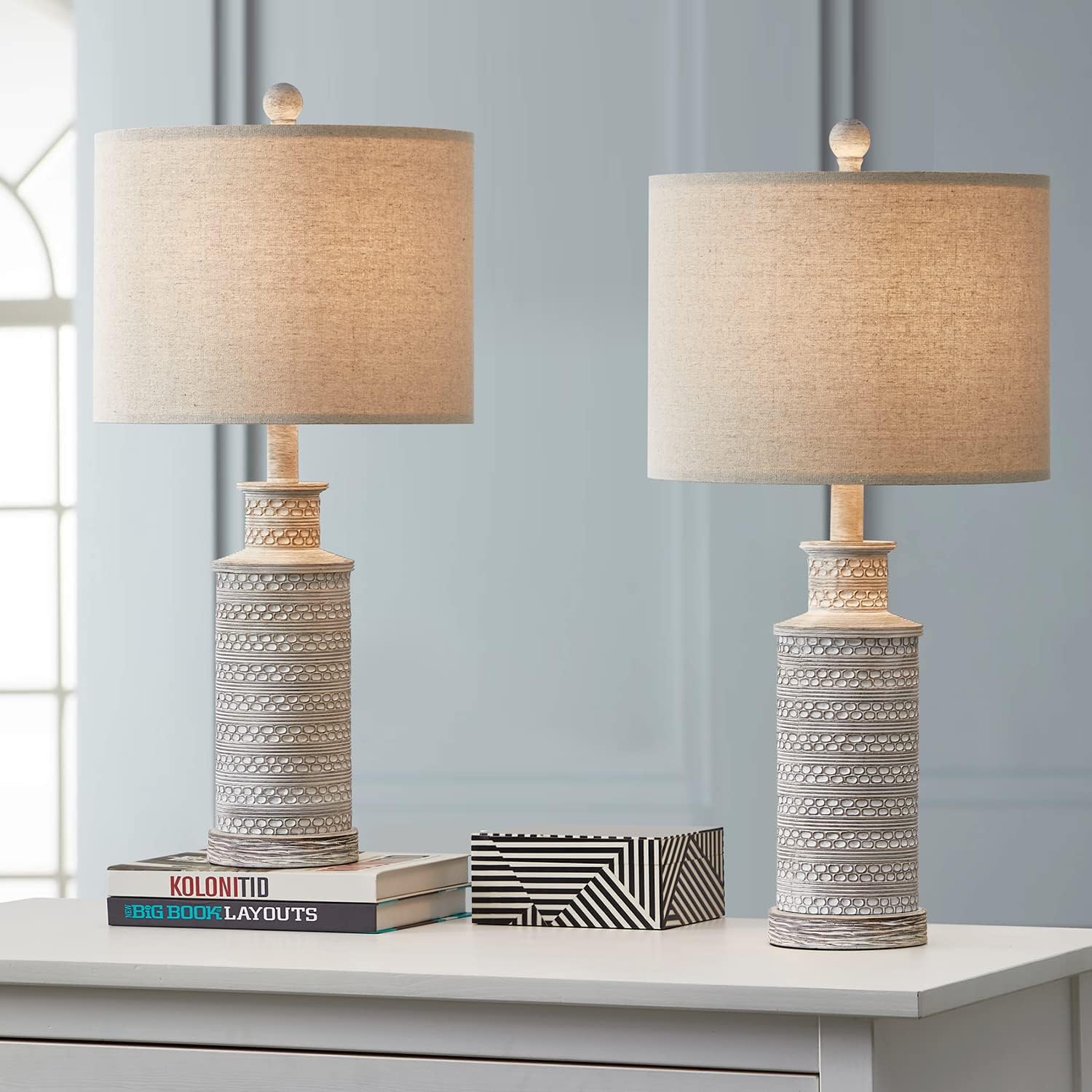 Farmhouse table lamp