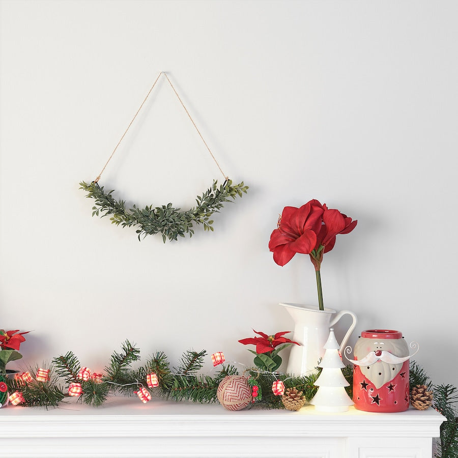 Mini Crescent Wreath