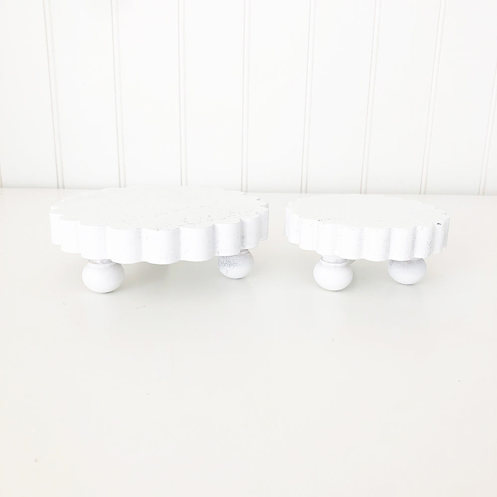 Mini Scalloped Risers