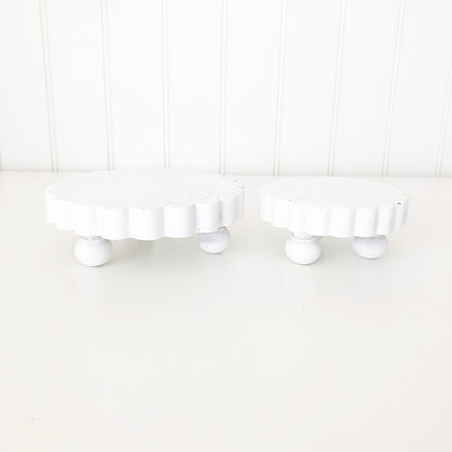 Mini Scalloped Risers