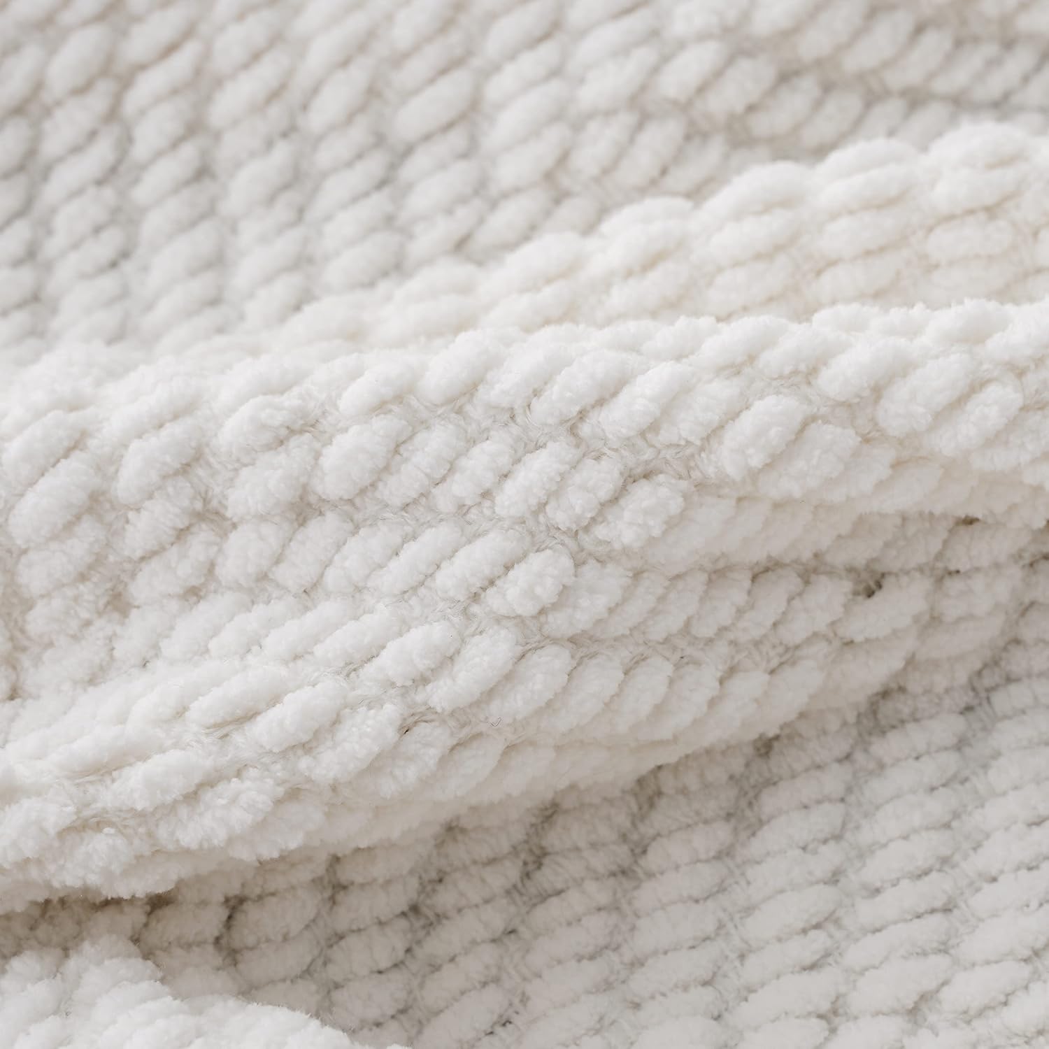 Cozy Knit Throw Blanket (Cream)